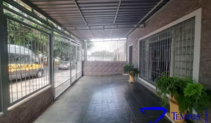 Casa com 3 quartos à venda na Rua Mário de Sampaio Ferraz, 827, Jardim Aurélia, Campinas por R$ 900.000