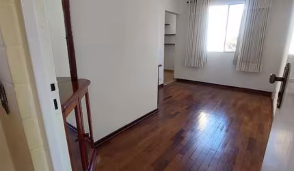 Apartamento com 3 quartos para alugar na Rua Antônio Moro, Conjunto Residencial Parque Bandeirantes, Campinas, 50 m2 por R$ 1.500