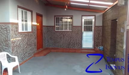 ÓTIMA CASA RESIDENCIAL TERREA P/ LOCAÇÃO C/ 2 DOR 1 SUITE 1 VAGA GARAGEM E ENTRADA C/ PORTÃO SEPARADO.
