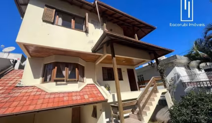 Casa com 4 quartos à venda na Rua Luiz Pasteur, 173, Trindade, Florianópolis por R$ 1.800.000
