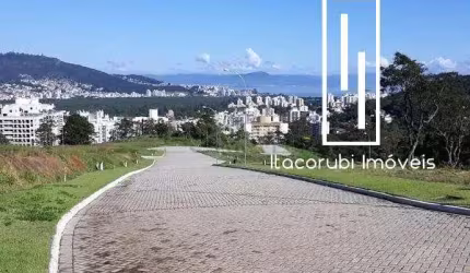 Terreno em condomínio fechado à venda na Rua Rodrigo Rampinelli Jeremias, 100, Itacorubi, Florianópolis por R$ 977.000