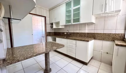 Apartamento com 3 quartos à venda na Rua Crispim Mira, 97, Centro, Florianópolis por R$ 779.000