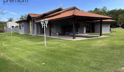 Casa com 3 dormitórios à venda, 250 m² por R$ 1.400.000,00 - Condomínio Campo Verde - Bragança Paulista/SP