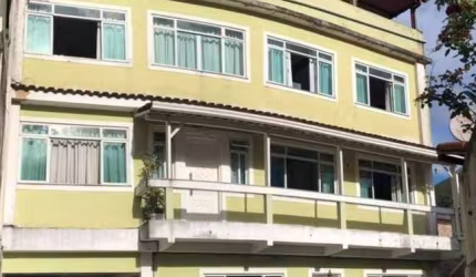 Casa com 3 dormitórios à venda, 144 m² por R$ 495.000,00 - São Pedro - Teresópolis/RJ
