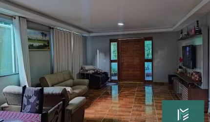 Casa com 4 dormitórios à venda, 200 m² por R$ 800.000,00 - Imbiu - Teresópolis/RJ