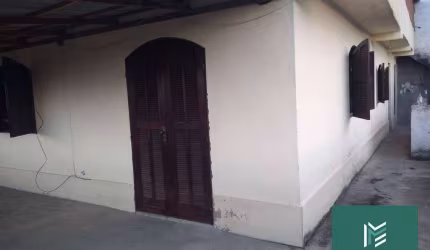 Casa com 4 dormitórios à venda, 150 m² por R$ 250.000,00 - São Pedro - Teresópolis/RJ