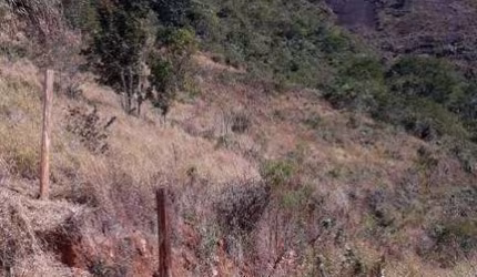 Terreno à venda, 336 m² por R$ 50.000,00 - Granja Florestal - Teresópolis/RJ