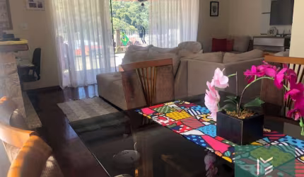 Casa com 4 dormitórios à venda, 290 m² por R$ 1.200.000,00 - Ermitage - Teresópolis/RJ