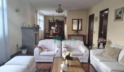 Cobertura com 2 dormitórios à venda, 138 m² por R$ 750.000 - Várzea - Teresópolis/RJ