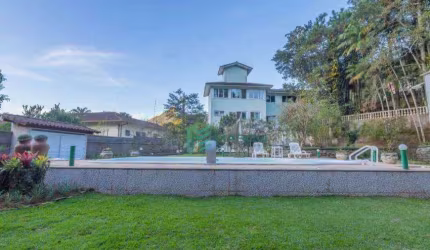 Casa com 5 dormitórios à venda, 450 m² por R$ 2.840.000 - Carlos Guinle - Teresópolis/RJ