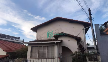Casa com 3 dormitórios à venda, 164 m² por R$ 690.000 - Várzea - Teresópolis/RJ