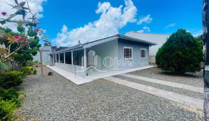CASA 3 QUARTOS NA REGIÃO CENTRAL DE BARRA VELHA
