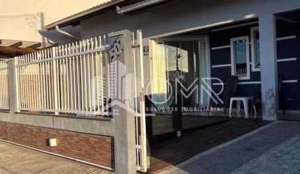 CASA SEMI MOBILIADA COM PISCINA - BARRA VELHA