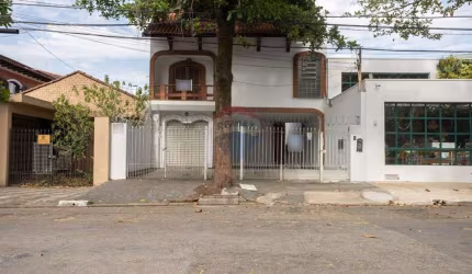 Imóvel Comercial em Santana: 370m² e 4 Vagas