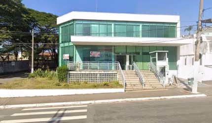 Alugue Aqui: Prédio Comercial em Vila Romana