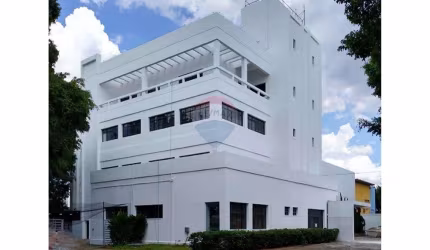 Prédio Comercial com 4.816m na Barra Funda.