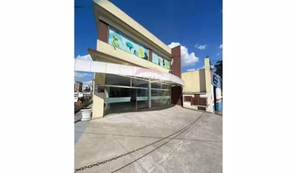 Salão Comercial/Loja com 300m - Tucuruvi!