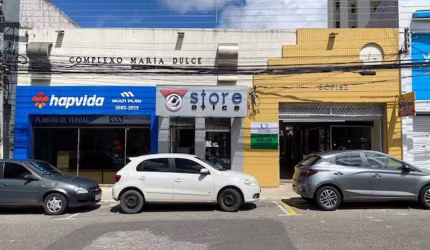 Centro comercial com várias salas no Centro de Aracaju