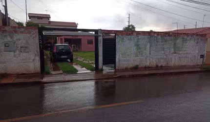 Térrea para venda possui 90 metros quadrados com 3 quartos