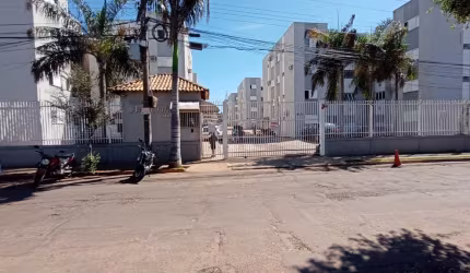 Ótimo apartamento térreo - 2 quartos - Taquarussú