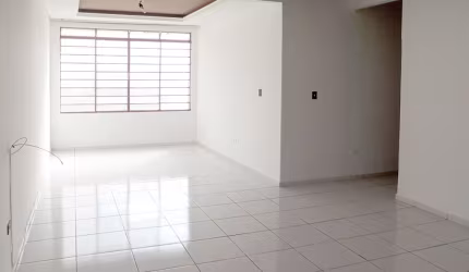 Apartamento no centro com 136m² muito espaçoso