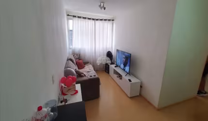 Apolar vende excelente apartamento em região nobre de Curitiba, no coração do Bigorrilho, pertinho do parque Barigui, cercado de todas as comodidades que o bairro oferece, farmácias, bancos, mercados,