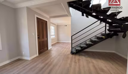 Sobrado com 2 suítes à venda, 145 m² por R$ 595.000 - Garcia - Blumenau/SC