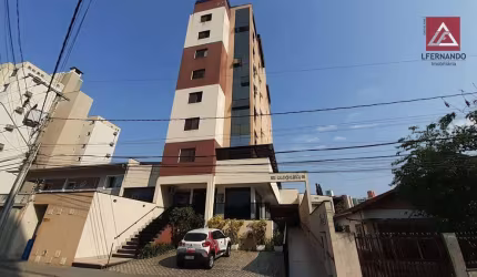 Amplo apartamento de  3 dormitórios no bairro Garcia.