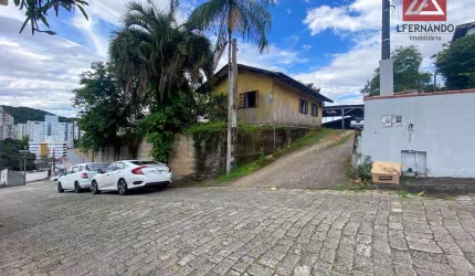 Terreno à venda, 558 m² por R$ 558.000,00 - Centro - Blumenau/SC