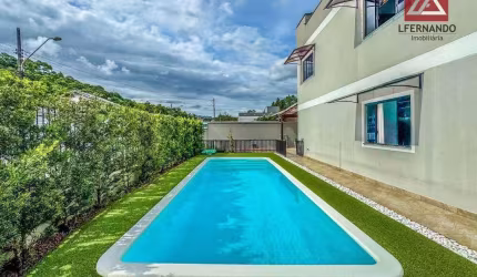 Casa com 3 dormitórios, sendo 1 suíte à venda, 116 m² por R$ 850.000 - Salto do Norte - Blumenau/SC