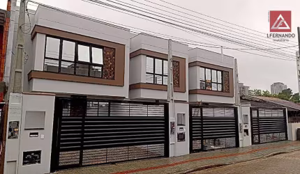 Sobrado com 2 dormitórios à venda, 83 m² por R$ 710.000,00 - Itacolomi - Balneário Piçarras/SC