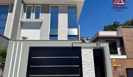 Casa com 3 suítes à venda, 300 m² por R$ 2.800.000 - Vila Nova - Blumenau/SC