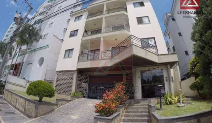 Apartamento com 2 dormitórios para alugar, 74 m² por - Victor Konder - Blumenau/SC