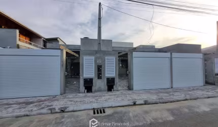 Casa Térrea com 52m² e 2 Dormitórios em Itapema-SC