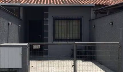 Casa Geminada em Itapema-SC no Bairro Morretes com 2 Dormitórios