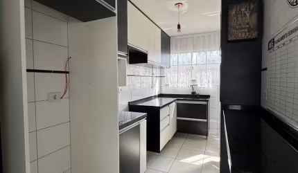 Apartamento localizado no bairro costeira