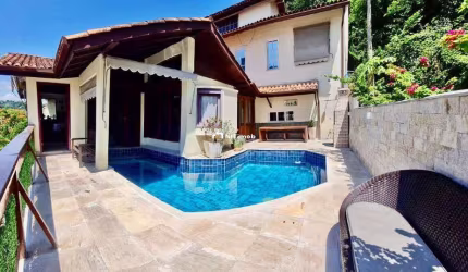 Casa à venda, 3 quartos, 1 suíte, 2 vagas, São Francisco - Niterói/RJ