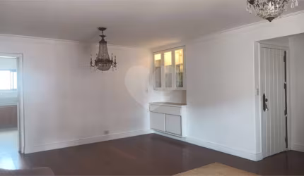 Apartamento com 3 quartos à venda em Indianópolis - SP