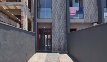 Casa à venda no bairro Santa Catarina - Joinville/SC