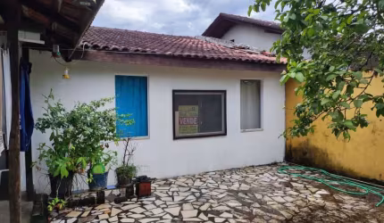 Casa à venda no bairro Vila Cubatão - Joinville/SC