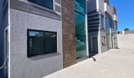 Sobrado com 3 dormitórios à venda, 97 m² por R$ 699.000,00 - Uberaba - Curitiba/PR