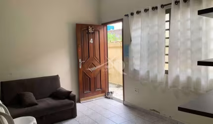 Casa de Condomínio com 1 quarto, Aviação, Praia Grande - R$ 230 mil, Cod: 11712