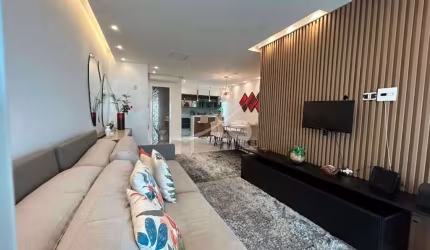 Apartamento com 4 suítes no Guilhermina, Praia Grande - SP