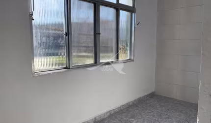 Kitnet, Boqueirão, Praia Grande - R$ 140 mil, Cod: 11936