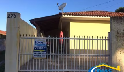 Residência geminada para venda em Pontal do Sul