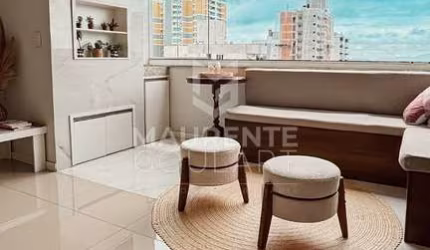Apartamento de 3 dormitórios com suíte em Barreiros