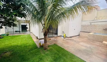 Casa com 3 quartos à venda no Novo Mundo, Uberlândia , 185 m2 por R$ 1.100.000