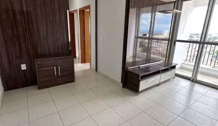 Apartamento com excelente localização para alugar com 3 quartos sendo 1 suíte e armários planejados