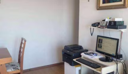 Jaguaré - Apartamento à venda com 64m², dois dormitórios com armários planejados