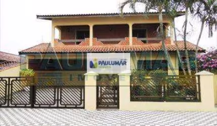 Sobrado com 3 quartos, Jardim Praia Grande, Mongaguá - R$ 850 mil, Cod: 558600